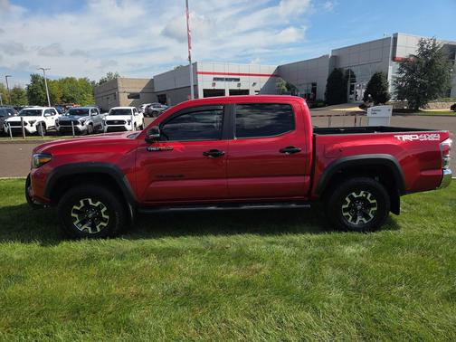 Barcelona Red Metallic 2022 Toyota Tacoma TRD Off Road