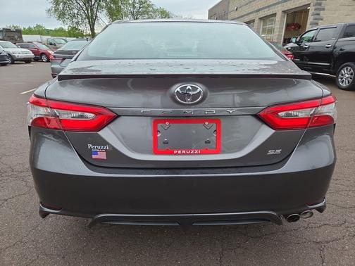 Predawn Gray Mica 2018 Toyota Camry XLE