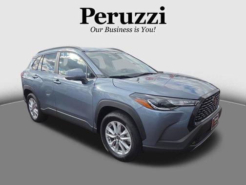 2024 Toyota Corolla Cross LE