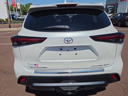 Wind Chill Pearl 2024 Toyota Highlander Limited
