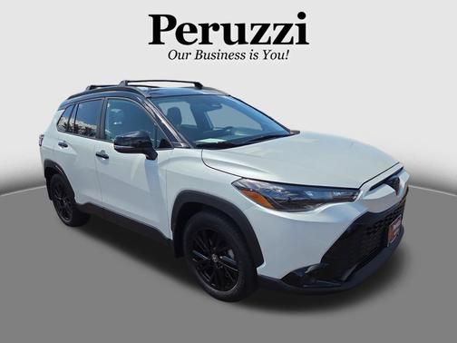 Wind Chill Pearl/Jet Black 2025 Toyota Corolla Hybrid L