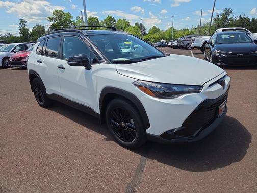 Wind Chill Pearl/Jet Black 2025 Toyota Corolla Hybrid L