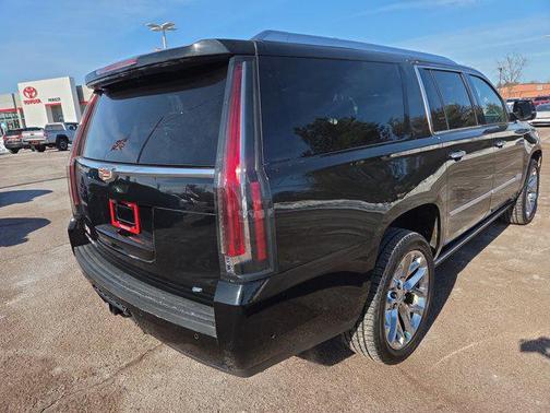 2020 Cadillac Escalade ESV Platinum