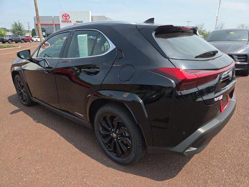 2022 Lexus UX 250h Base