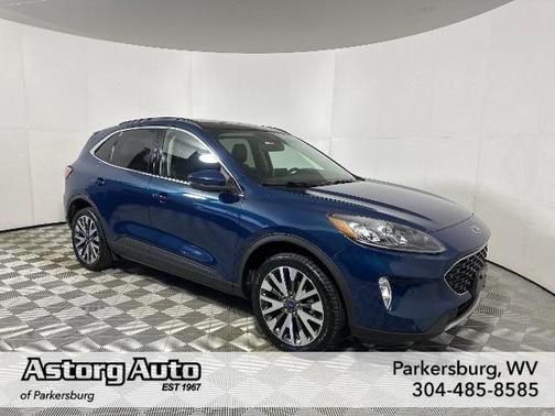 2020 Ford Escape TITANIUM