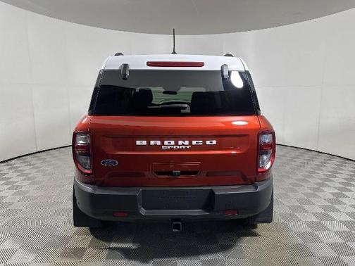 HOT PEPPER RED TC 2023 Ford Bronco Sport HERITAGE