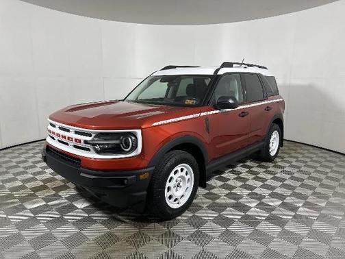 HOT PEPPER RED TC 2023 Ford Bronco Sport HERITAGE