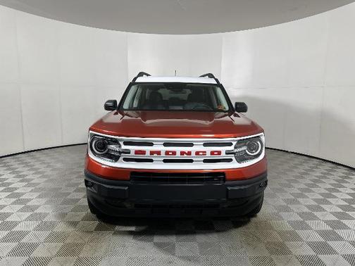 HOT PEPPER RED TC 2023 Ford Bronco Sport HERITAGE