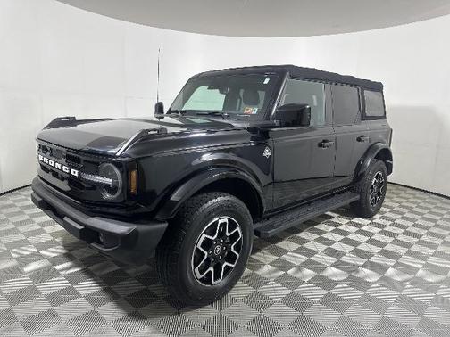 2022 Ford Bronco 