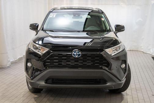 2021 Toyota RAV4 Hybrid XLE