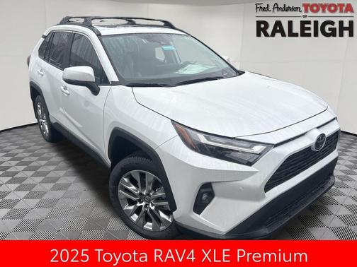 2025 Toyota RAV4 XLE Premium