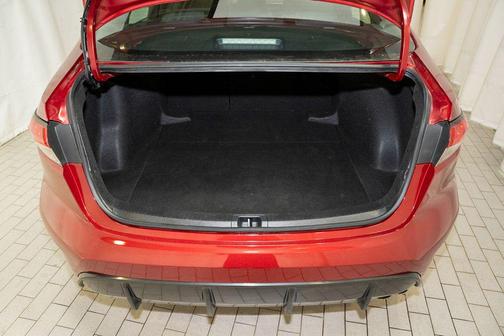 Ruby Flare Pearl 2024 Toyota Corolla SE