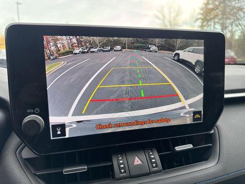 2023 Toyota RAV4 Hybrid SE