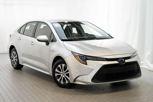 Classic Silver Metallic 2021 Toyota Corolla Hybrid SE