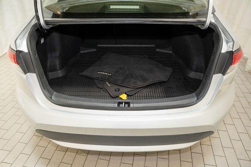 Classic Silver Metallic 2021 Toyota Corolla Hybrid SE