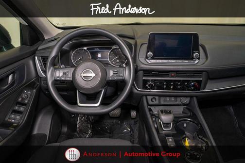 Glacier White 2024 Nissan Rogue S