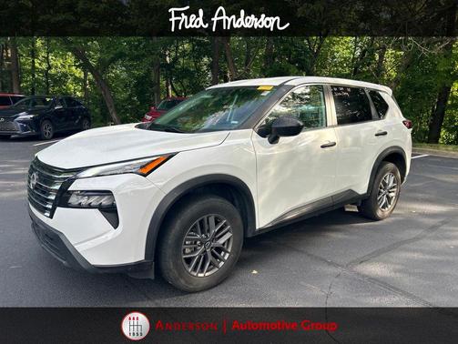 Glacier White 2024 Nissan Rogue S