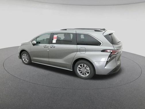 Heavy Metal 2026 Toyota Sienna LE