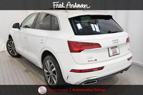 2024 Audi Q5 45 S line Premium Plus