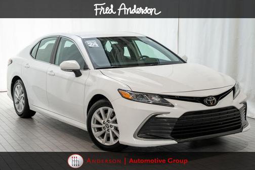 Ice Cap 2024 Toyota Camry LE