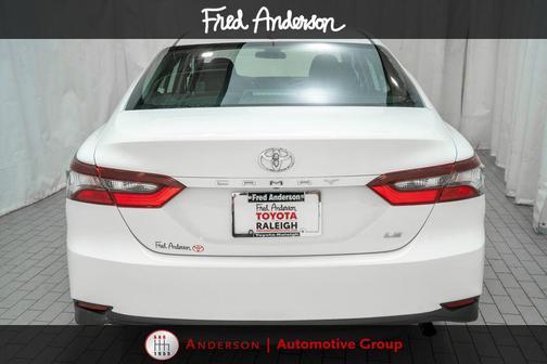 Ice Cap 2024 Toyota Camry LE