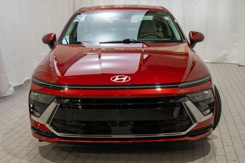 2024 Hyundai SONATA Hybrid SE