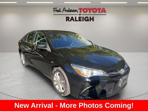 2016 Toyota Camry SE