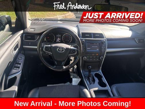 2016 Toyota Camry SE