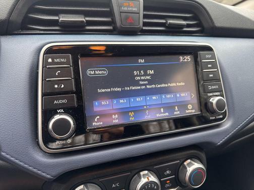 2023 Nissan Versa 1.6 SV