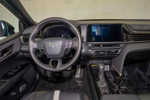 Heavy Metal 2025 Toyota Camry SE