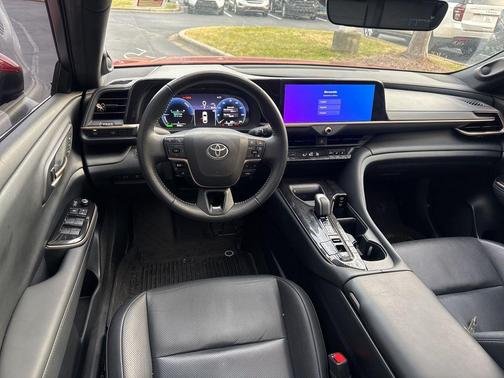 2024 Toyota Crown Limited
