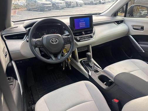 2024 Toyota Corolla Cross L
