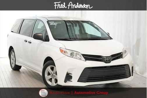 2020 Toyota Sienna SE