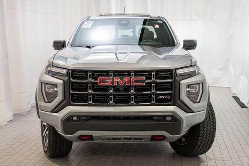 2024 GMC Canyon AT4