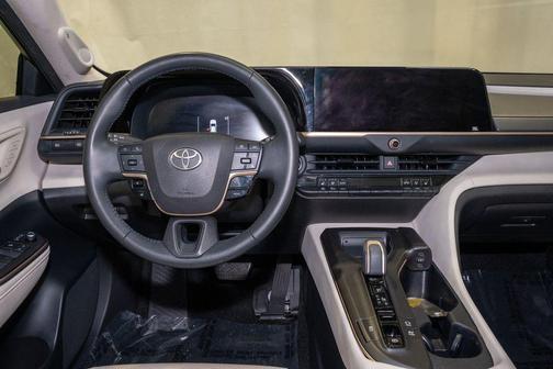 2023 Toyota Crown Limited