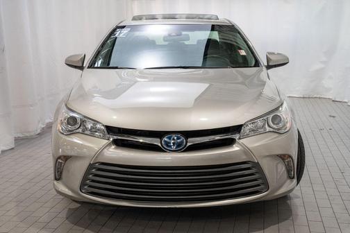 2017 Toyota Camry Hybrid XLE