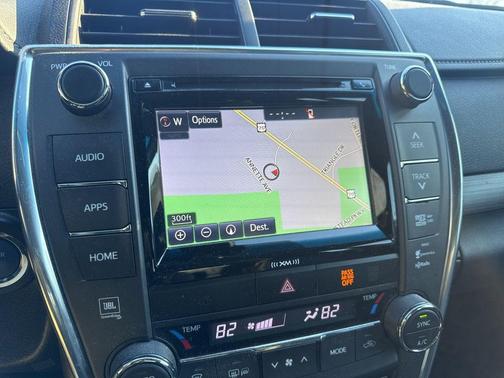 2017 Toyota Camry Hybrid XLE