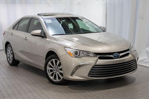2017 Toyota Camry Hybrid XLE