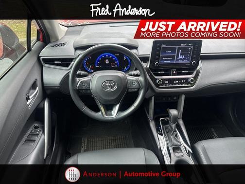 2022 Toyota Corolla Cross XLE