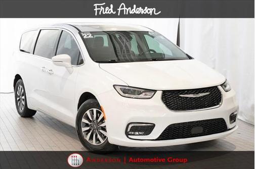 2022 Chrysler Pacifica Hybrid Touring L