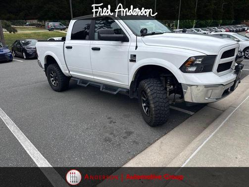 Bright White Clearcoat 2014 RAM 1500 Outdoorsman
