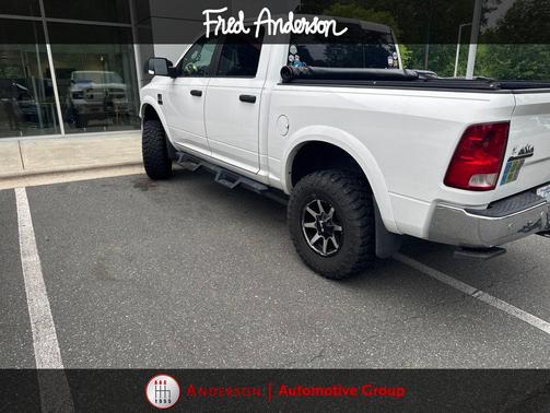 Bright White Clearcoat 2014 RAM 1500 Outdoorsman