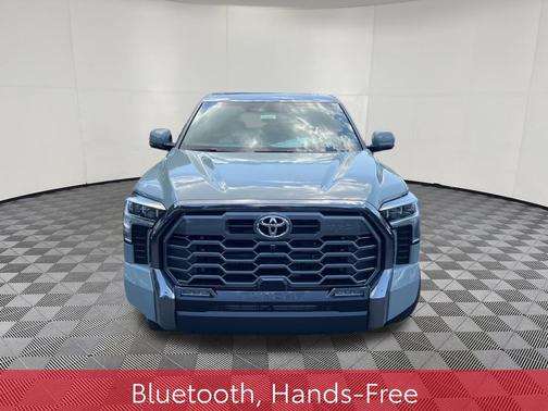 2025 Toyota Tundra Hybrid Platinum