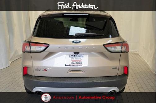 2020 Ford Escape Titanium