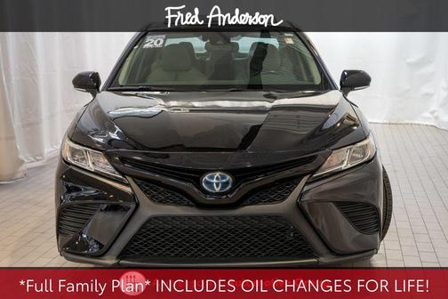 2020 Toyota Camry SE