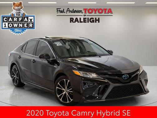 2020 Toyota Camry SE