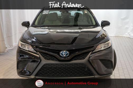 2020 Toyota Camry SE