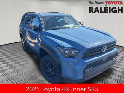 2025 Toyota 4Runner SR5