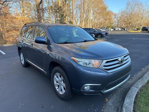 2012 Toyota Highlander SE