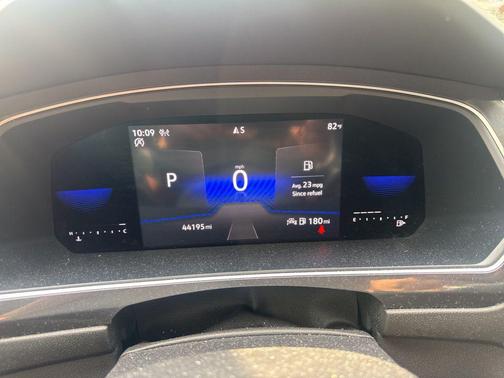 2023 Volkswagen Tiguan 2.0T SE 4MOTION